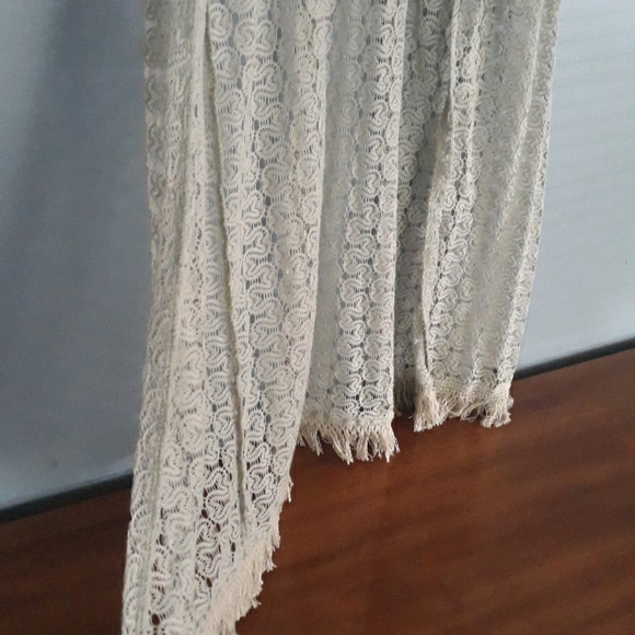 Lace Duster - Picture 3 of 4